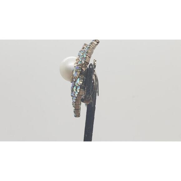 Vintage AB Aurora Borealis Rhinestone Clip On Earrings Faux Pearl Center 50s 60s - Picture 4 of 13